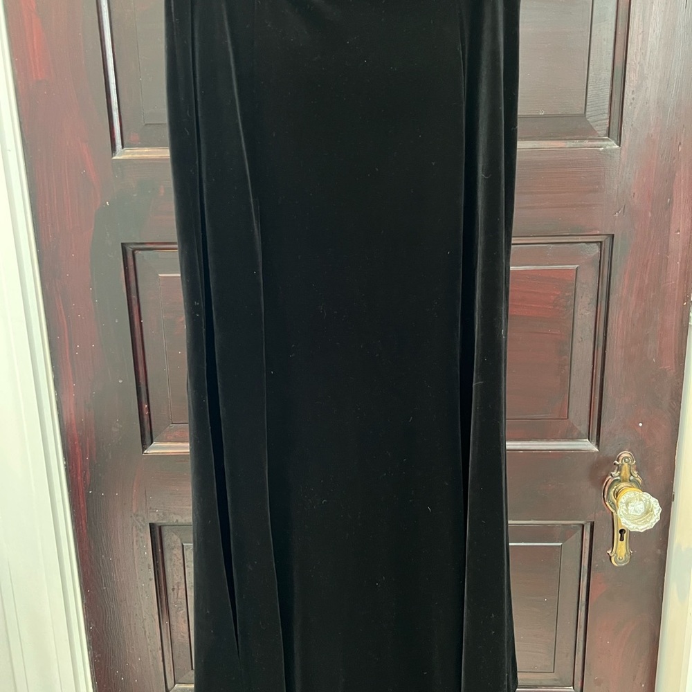 Willi Smith Black Maxi Polyester Velvet Skirt with Elastic Waist